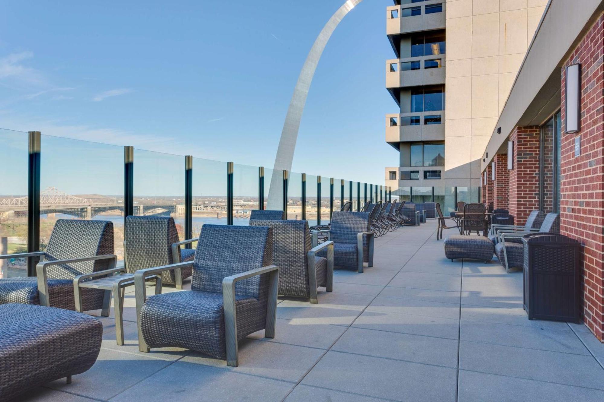 Drury Plaza St. Louis At The Arch Hotell Exteriör bild