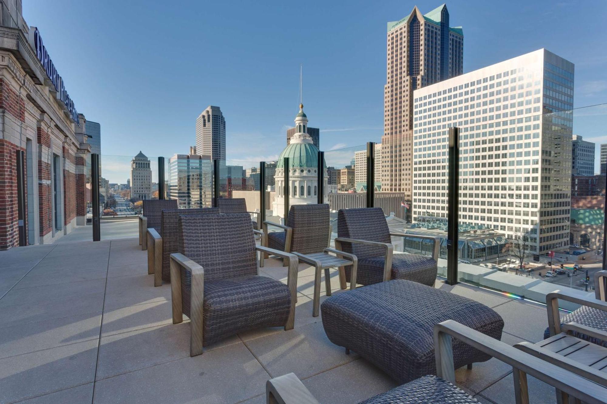 Drury Plaza St. Louis At The Arch Hotell Exteriör bild